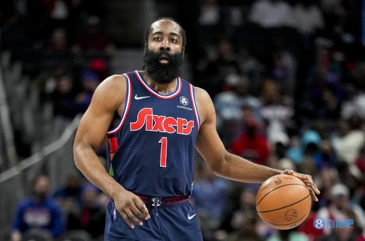 拜仁连续20场德甲进球超过2球，追平13／14赛季瓜帅的纪录（拜仁德甲已连续20场单场至少进3球，追平13／14赛季瓜帅纪录）