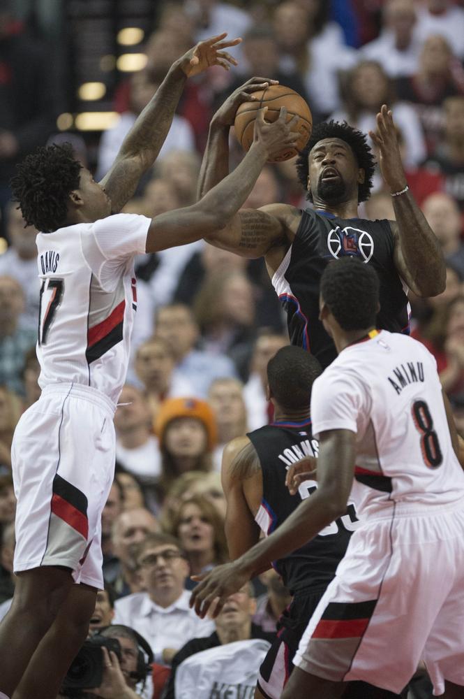 芝加哥记者：公牛放弃附加赛幻想培养布泽利斯才是长远之计（芝加哥记者：公牛应放下附加赛执念，专注培养布泽利斯才是长远之策）