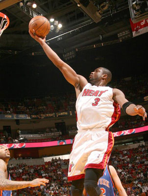 火箭vs国王裁判报告：出现4次漏判和1次误判，4次对国王不利（裁判报告揭示火箭vs国王：4次漏判、1次误判，国王遭遇4次不利判罚）