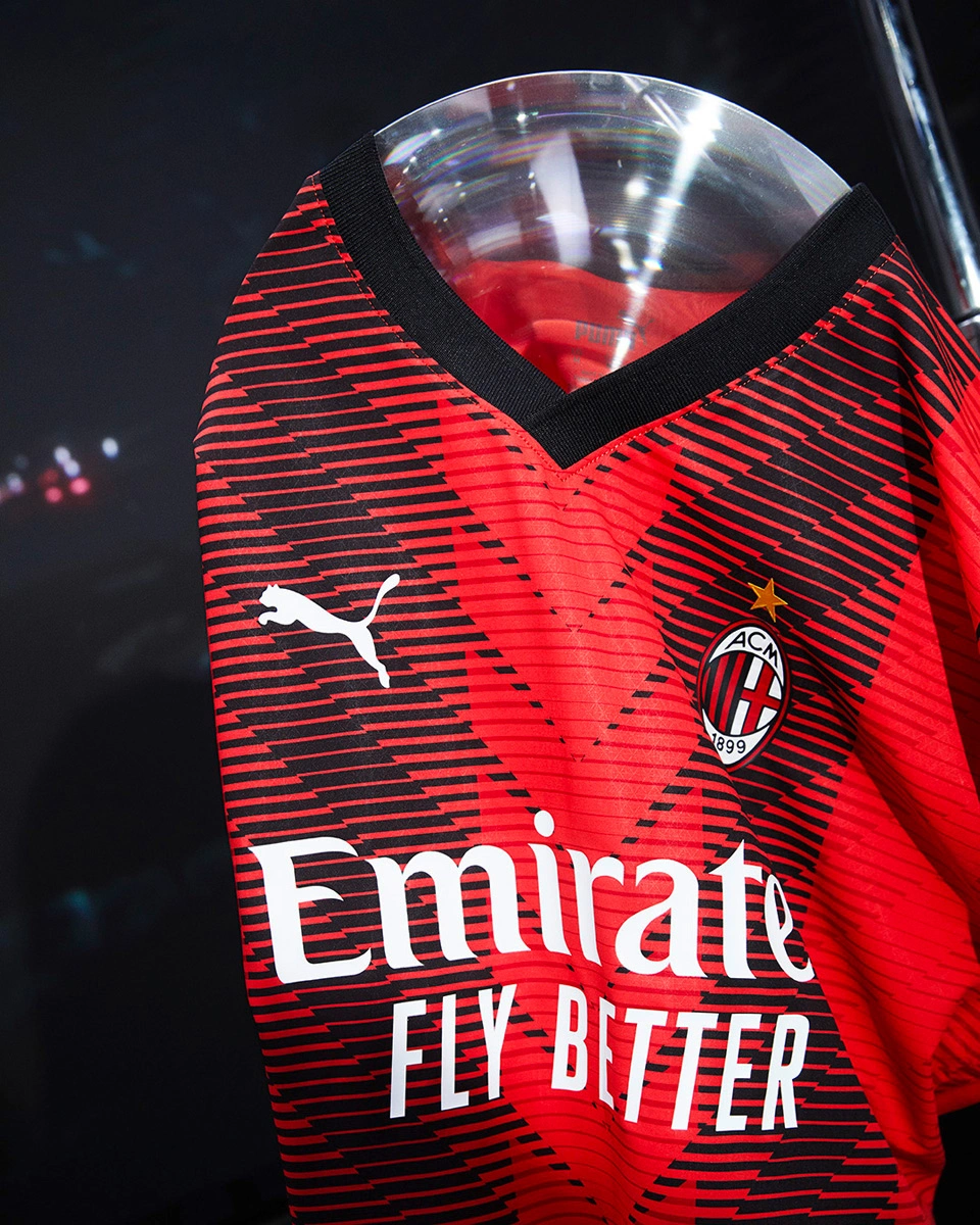 詹俊：切尔西有很多进球机会，可惜加纳乔“拖后腿”（詹俊点评：切尔西机会如潮，无奈加纳乔状态不佳）