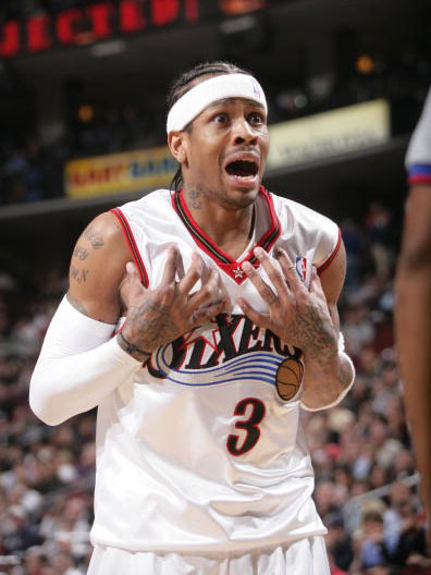 贾萨里：魔笛每天都保持热情和动力，那不勒斯每个位置都很强（贾萨里：莫德里奇始终热情十足，那不勒斯各位置实力强劲）