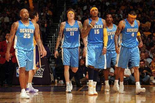 英博官方：现针对部分三层看台开启二轮售票，今日19：00开票（英博官方宣布：部分三层看台二轮售票将于今日19：00开启）