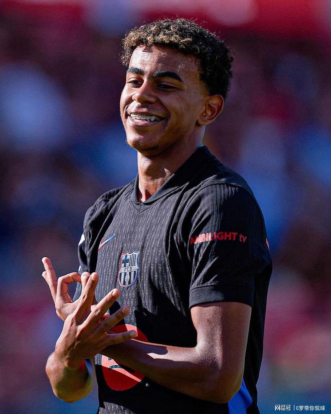 范戴克：点球非常明显；科纳特的进球也应该被确认有效（范戴克称点球明显，科纳特进球应判有效）