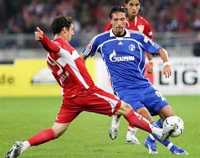 曼城德布劳内助攻斯特林得分（德布劳内妙传 斯特林为曼城建功）