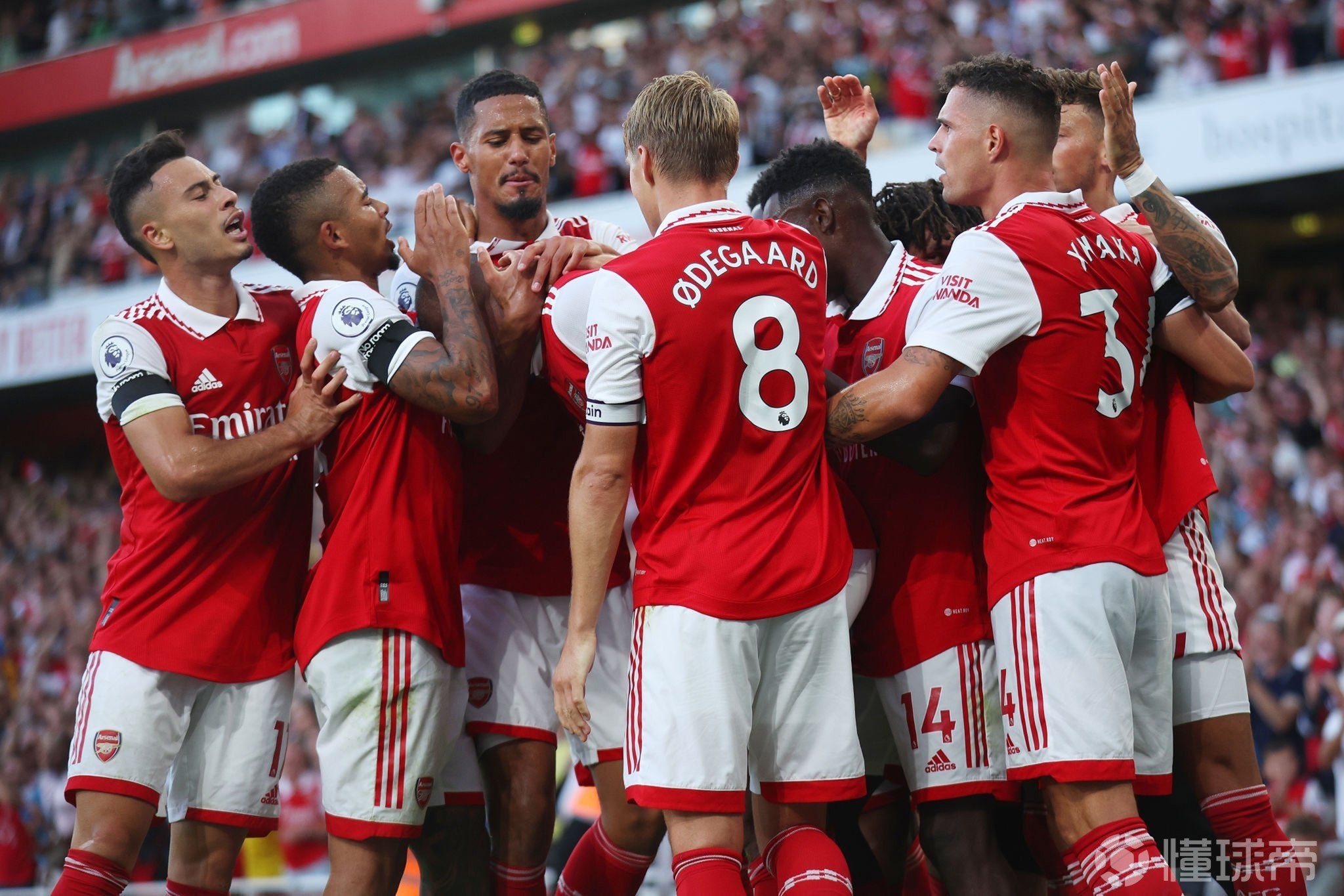 莱奥：我有个人的进球目标，虽然我不想说但我把目标定得很高（莱奥：我的进球目标很高，但暂不透露）