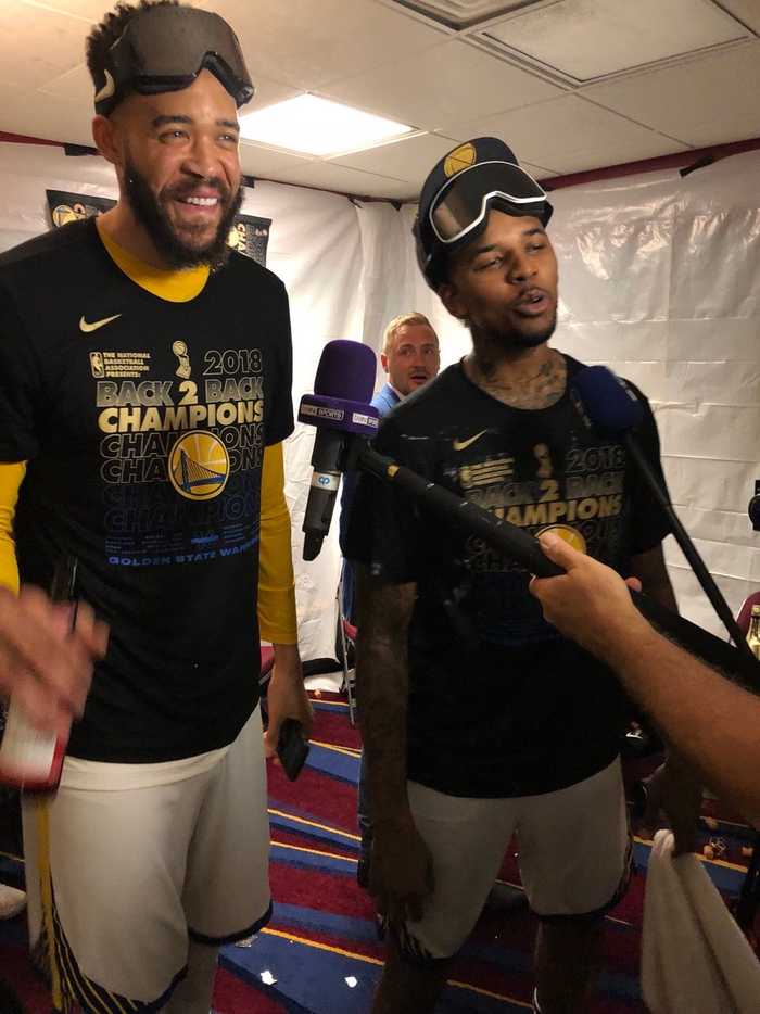 德天空：吉拉西的合同中有仅适用皇萨城等7队的解约条款（德天空：吉拉西合同含仅对皇马、巴萨、曼城等7队生效的解约条款）