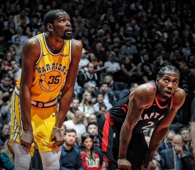 高难度跑酷挑战，最后一个惊艳全场（终极跑酷挑战，压轴一跳震撼全场）