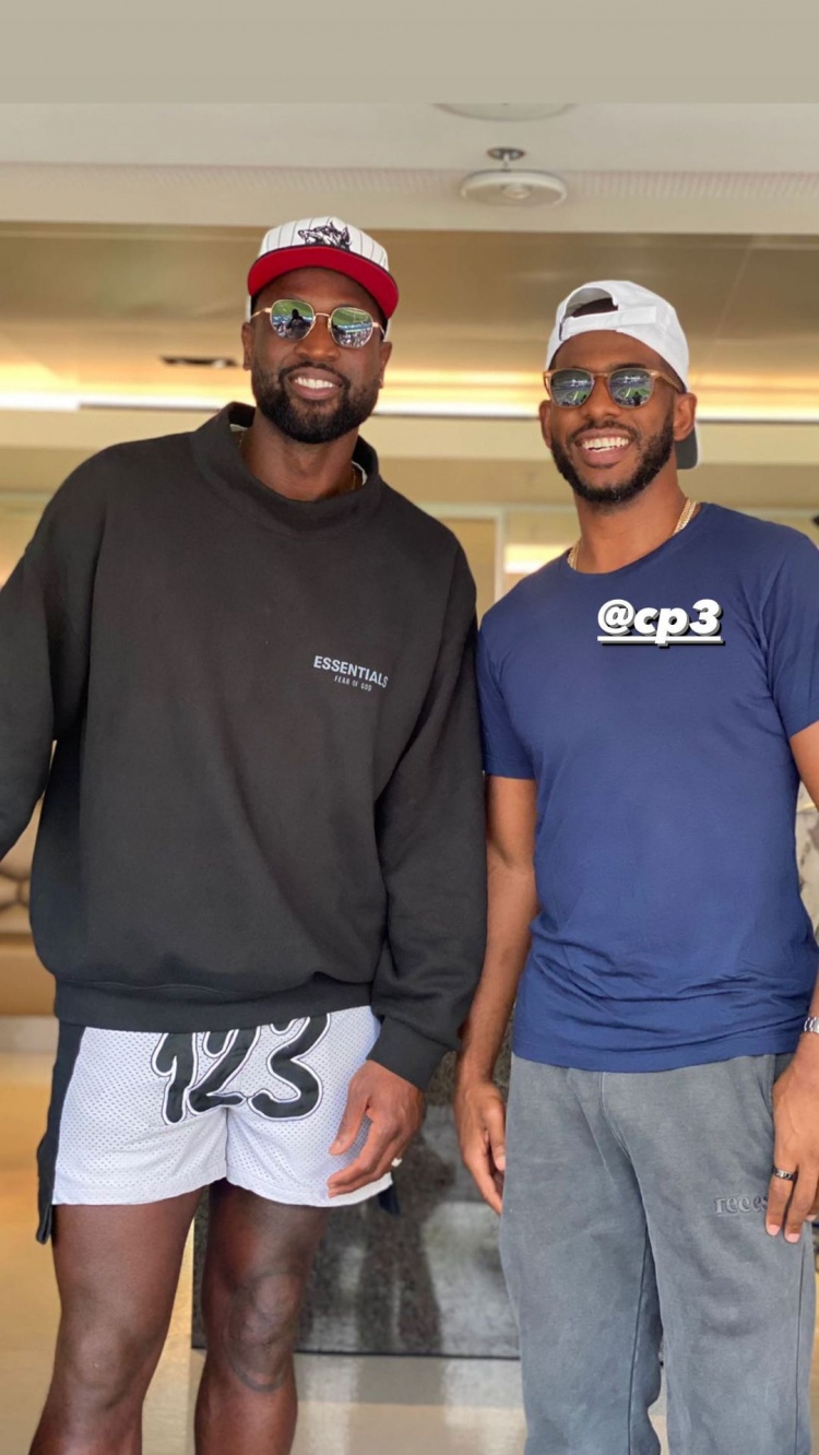 三连败！利物浦1-4埃因霍温Liverpool 1-4 PSV 🥶（利物浦惨遭三连败：1-4负于埃因霍温 🥶）