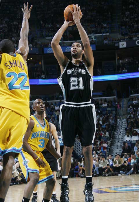 凯恩连续两场欧冠不进球，但近15个欧冠主场斩16球（凯恩欧冠遭遇两场进球荒，近15个欧冠主场却收获16球）