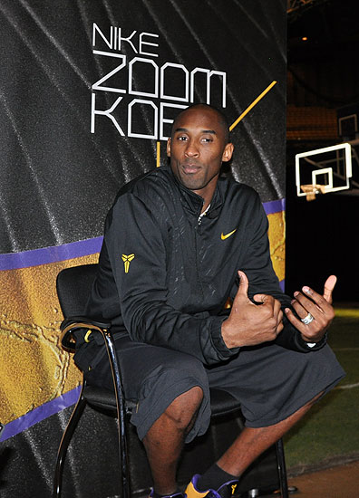 托尼：劳塔罗是国米的灵魂，但他在队友面前应多展现出笑容（托尼：劳塔罗是国米的灵魂人物，但应在队友面前更常露出笑容）