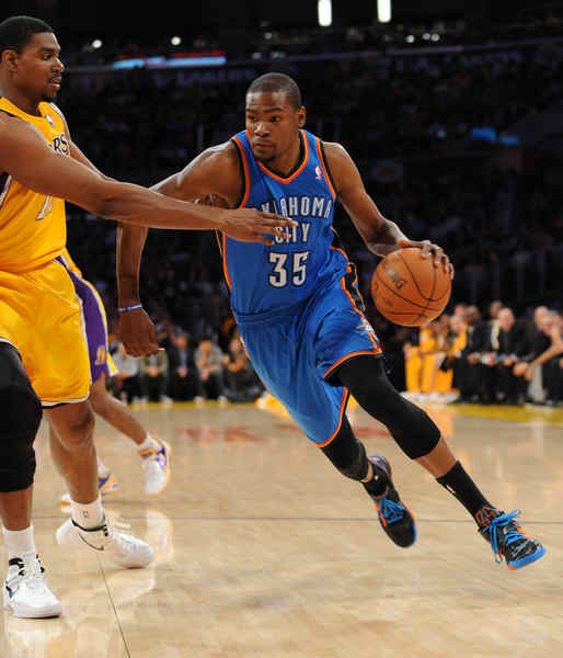 辽宁男篮在CBA杯赛中遭江苏逆转，杨鸣指出防守和心态问题，赛后将迎战NBL合肥狂风。（CBA杯赛辽宁男篮遭江苏逆转，杨鸣直言防守与心态欠佳，赛后将迎战NBL合肥狂风）