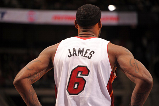 弗格森：回苏格兰比赛像在主场一样，为今晚的表现感到高兴（弗格森：重返苏格兰宛如主场，今晚的发挥让我欣喜）