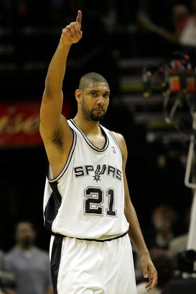 坎波斯：2年前扎伊尔&马尤卢数学课后踢欧冠，皇社总监很震惊（坎波斯：两年前扎伊尔和马尤卢下课就踢欧冠，皇社总监大吃一惊）