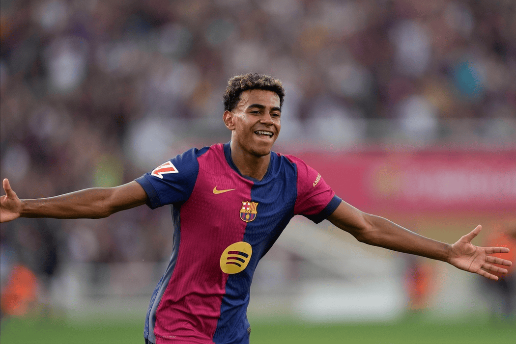 罗伯逊：萨拉赫是队史最佳之一，希望能继续与他并肩作战（罗伯逊：萨拉赫堪称队史传奇之一，盼与他继续携手征战）