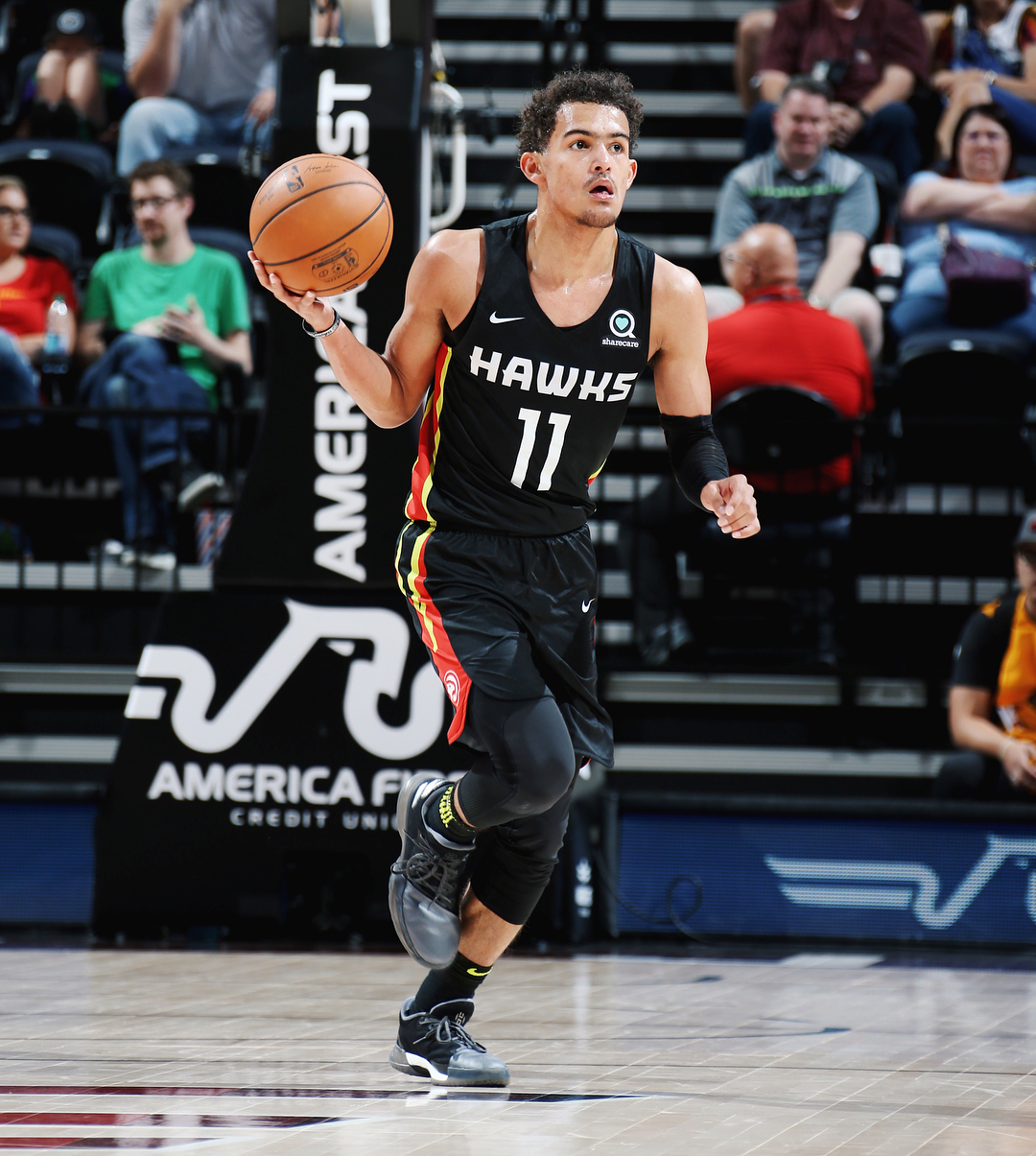 致敬，若塔兄弟前东家贡多马尔在球衣上印了他们的头像和名字（贡多马尔向若塔兄弟致敬：球衣印上两人头像与姓名）