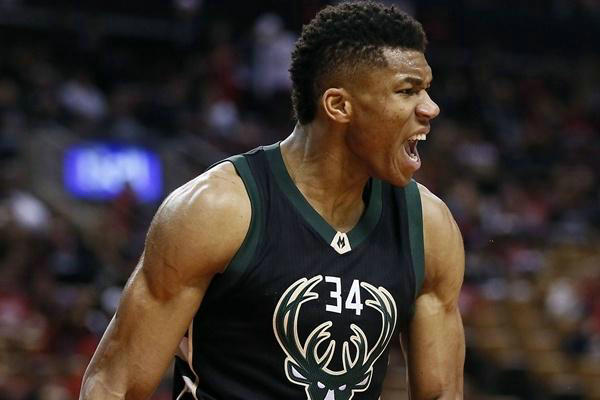 保罗被KO后不养伤，先派律师追杀质疑者：谁说比赛假，就告到你破产！（保罗被KO后不休息，先出动律师围剿质疑：谁敢喊假赛，就告到你破产）